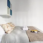 Cozy Stay Near Eiffel Tower & Invalides & Seine Flat