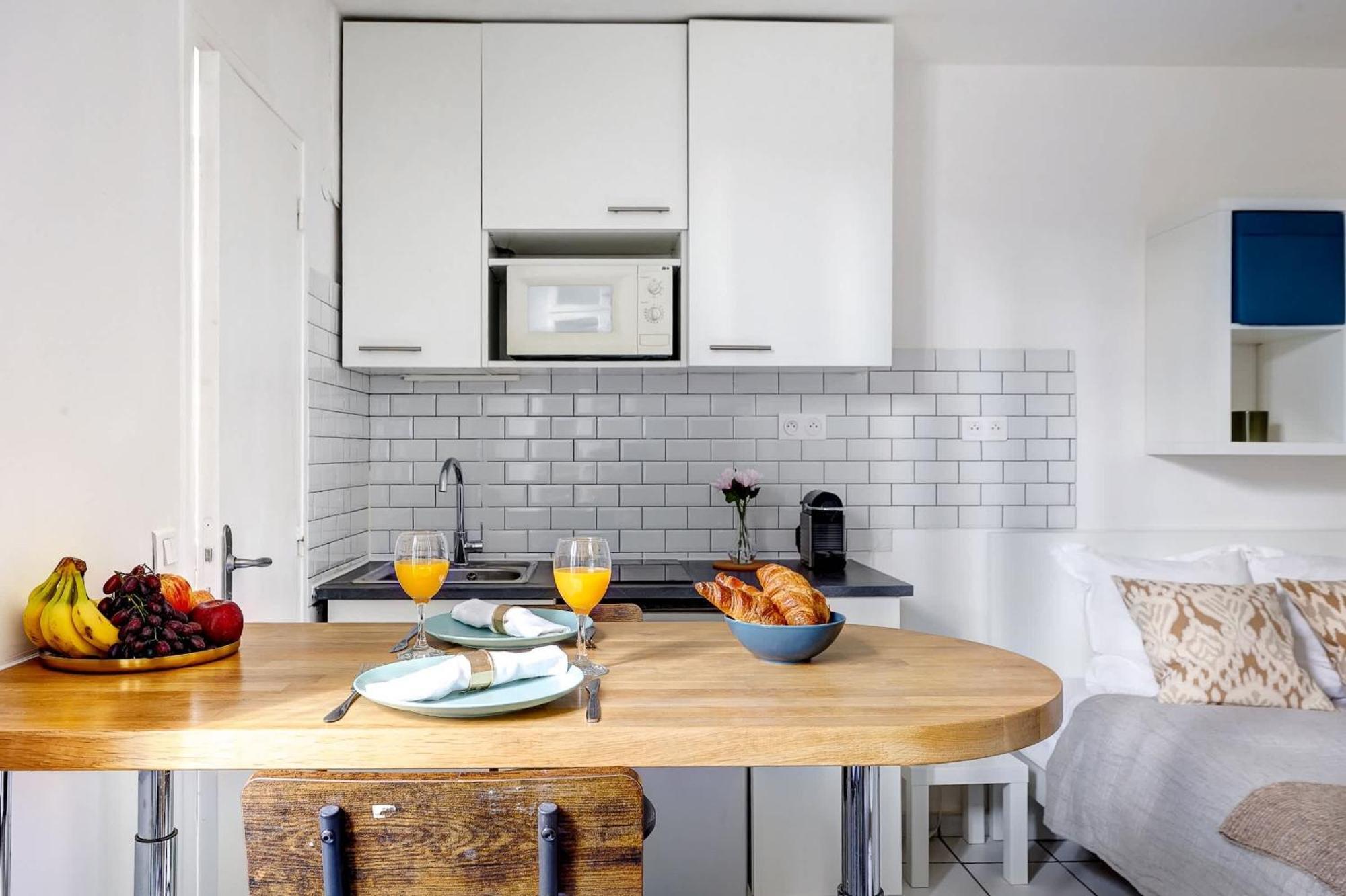 Apartment Cozy Near Eiffel Tower & Invalides & Seine Flat *