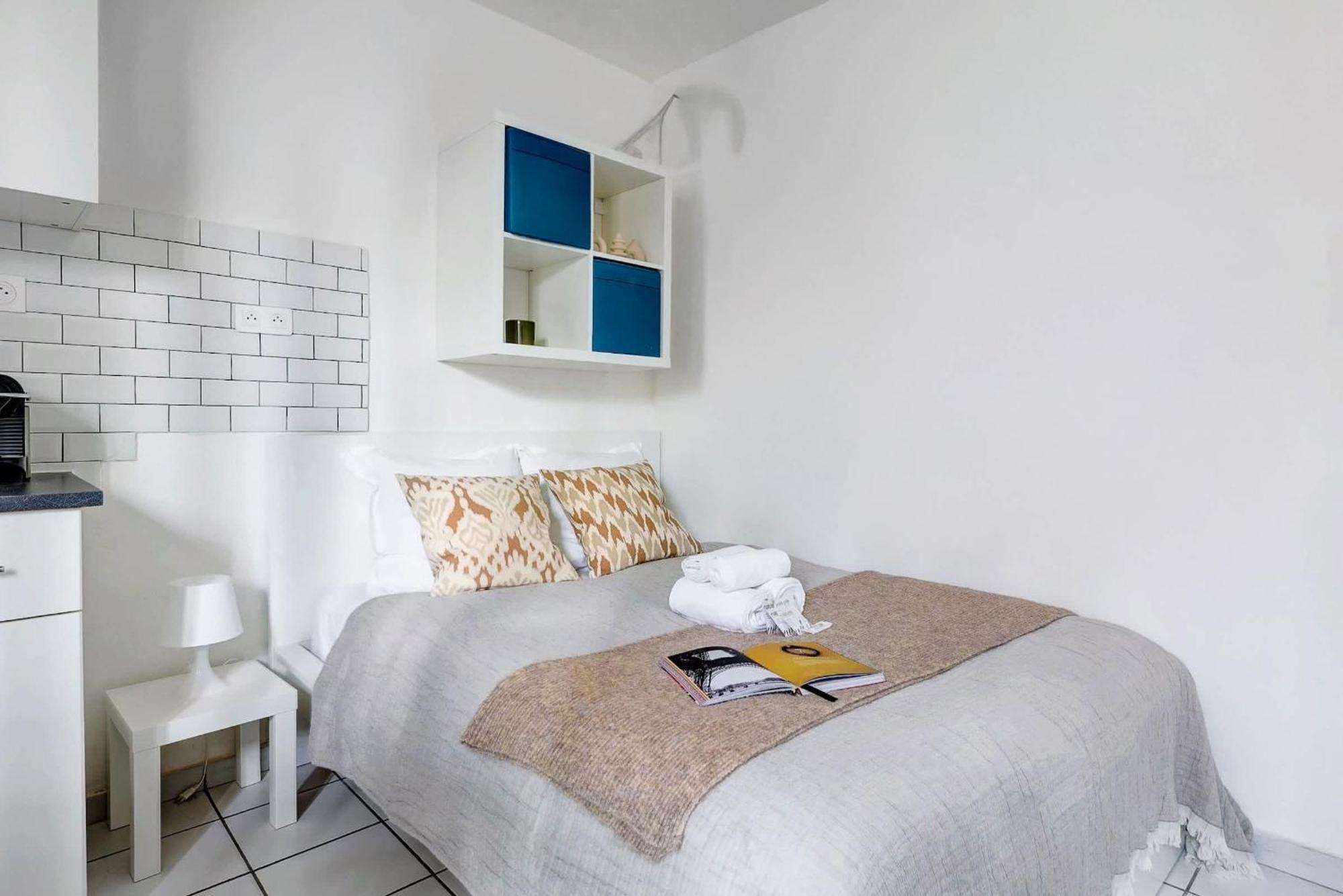 Apartment Cozy Near Eiffel Tower & Invalides & Seine Flat Paris