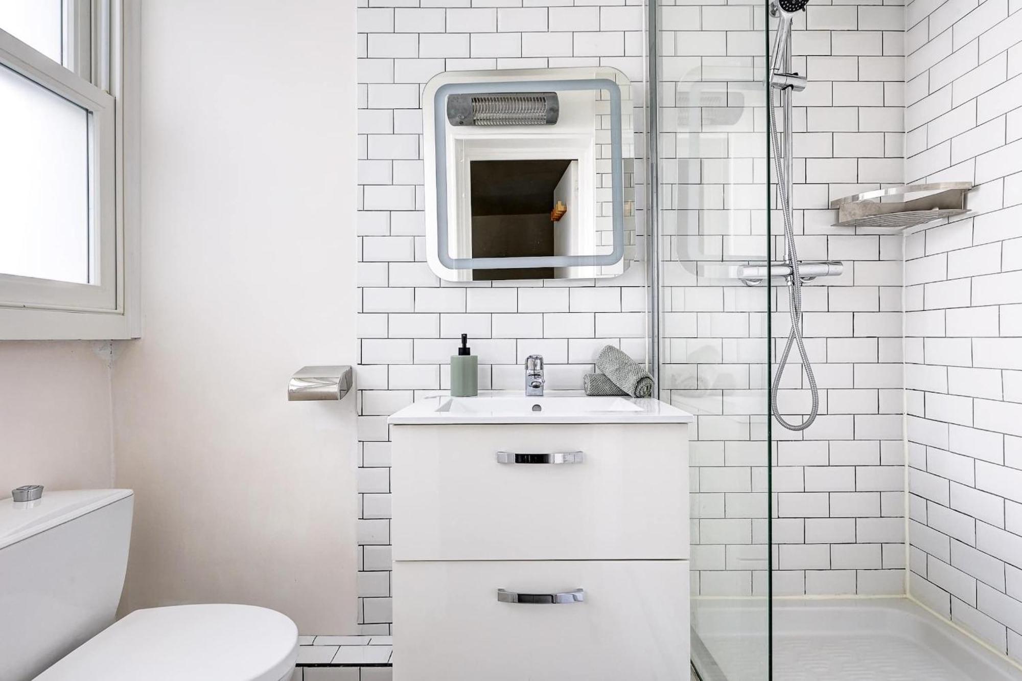 Cozy Near Eiffel Tower & Invalides & Seine Flat *
